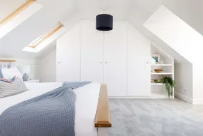 Beach house for 10 with hot tub & garden - Image 5