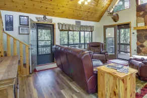 2 Mi to Show Low Lake: Scenic Cabin w/ Balcony - Image 4