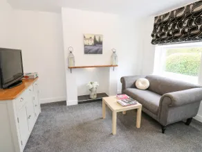 Bluebell Cottage - Image 3