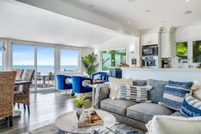 4 Bedroom Water's Edge Oasis with Salt Water Pool - Image 3