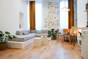 Exclusive Apartment-Private Bathroom-Cour - Image 2