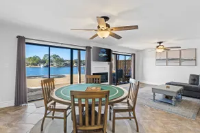 Serene Bayfront Retreat with Stunning Water Views - Image 2