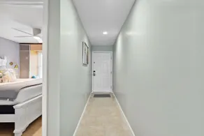 Emerald Shores 2–Steps to Beach–Sleeps 4 - Image 5