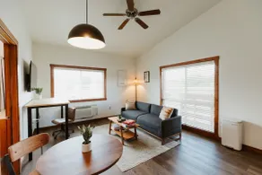 Mt. Merritt Suite | Logan Health Nearby - Image 4