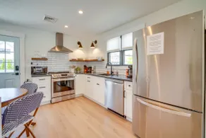 Beautiful Cape May Cottage: Walk to Beach & Mall! - Image 3