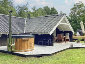 6 person holiday home in Ebeltoft - Image 3