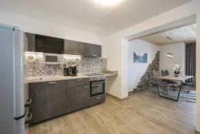5 Bed Studio Superior Panorama - Image 4