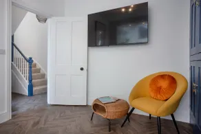 Spring Cottage - Image 4