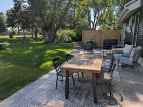 Urban Cabin - Image 4