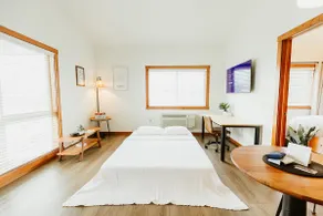 Kintla Ridge Suite | Near Logan Hospital - Image 4