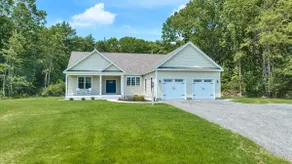 New Build, Vaulted Ceilings, & Wildlife Activity! - Image 3