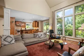 Impeccable Home, Pet Friendly, BBQ, Next to Park - Image 1