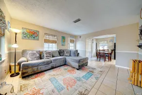 Joy's Beach House | Pet Friendly - Image 3