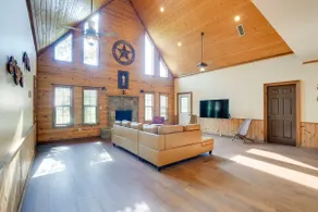 Pet-Friendly Jefferson Home Near Lake O’ the Pines - Image 4