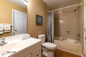 Mountain View Villas One Bedroom Suite - Image 5