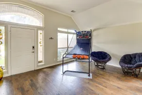 Spacious Flower Mound Home in Central Location! - Image 4