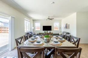 5br Home | Hard Rock Casino & Beale Afb Area - Image 2