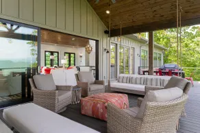 Grand Opening/Luxury/Location/Lake/Mountains - Image 4