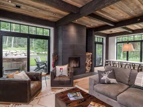 Exquisite Rustic Modern Ski Haus| Bike Park Access - Image 3