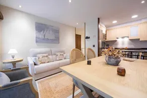 Luanco Lux Beach Apartment - Image 2