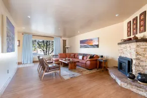 Casa Zia | Fireplace, Large Patio, Close to Town - Image 4