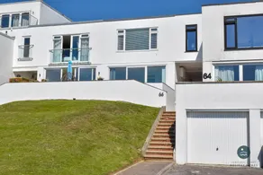 Pebble House - Sea views parking family friendly - Image 3