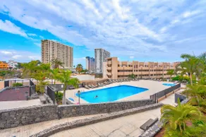 Gina's Sun Terrace - Image 2