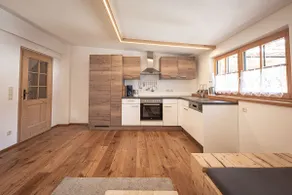 Ferienwohnung \"Kofler Zw Den Wänden Apt Zirm\" mit Bergblick, Gemeinschaftsgarten und WLAN - Image 3