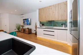 Luxury Suite Flat - Image 3