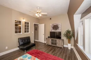 Monmouth Loft 3 - Heart of Newport - Image 3