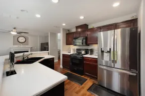 Lovable 5 bedroom Family Home - Image 5