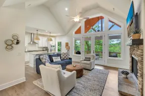 Peninsula Rd - Fun and Relaxation - Image 3
