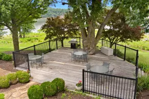 Shoreline Serenity - Direct Lake Access - Image 5