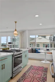 Amazing location! Luxurious ocean view cottage - Image 5