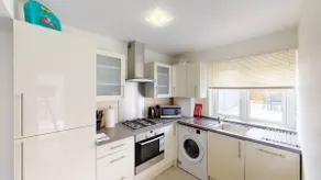 Apartment 102 - Symons House - Image 2
