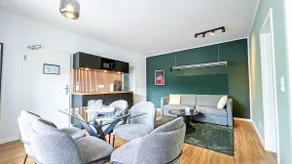 Apartment-Executive-Private Bathroom - Image 3