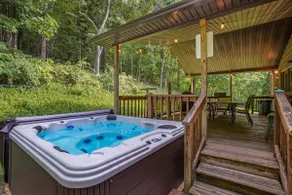 Maple Hill Lodge | Hot Tub + Views from Deck - Image 2