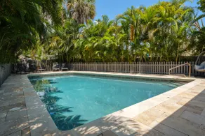 Tropisches, sehr privates, abgeschlossenes Haus mit Pool, kurzer Fußweg zu St Armands & Lido Beach - Image 2