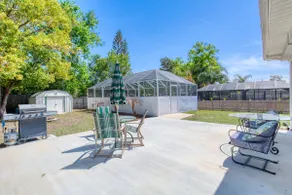 Endless Summer Oasis with a Pool - Image 3