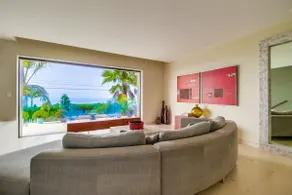 Cliffs Luxury Estate - Ocean Views, Yard, AC & Spa - Image 3