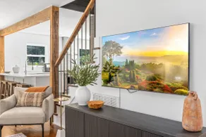 Designer home close to RDU and downtown, sleeps 12 - Image 2