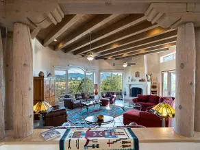 Dorthia Garden Retreat & Views - Image 2