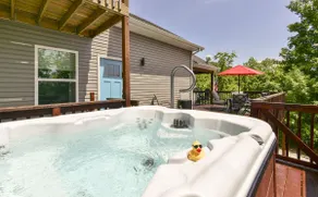 Lake House Retreat - Private Hot Tub! - Image 4