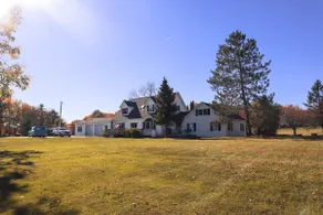 Mainestay Lakeside Home - Image 2