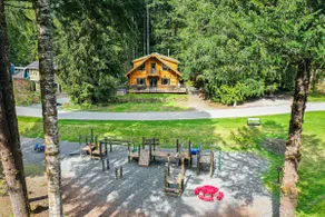 Cozy Ski Cabin with Hot-tub - Image 5