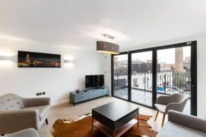 Bright 1 Bedroom Apartment in London - Image 3
