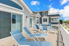 The Sandpiper Beach House - Image 2