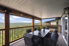 Lake Views, Hot tub, comm pool, pet friendly! - Image 2