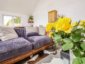 Polly's Annexe - Image 5