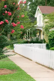 Sleep well in a quiet Cottage Hill retreat just a six-block walk from downtown, with a king bed, dedicated parking, and a stay guests return to again and again. - Image 3